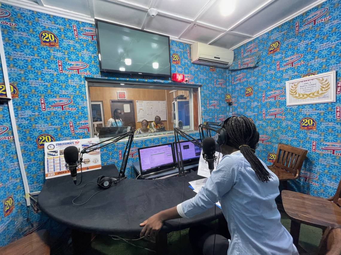 The Radio Tokpa studio in Benin during a visit to the Fondation Hirondelle.